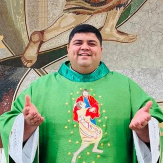 Pe. Raphael Ferreira