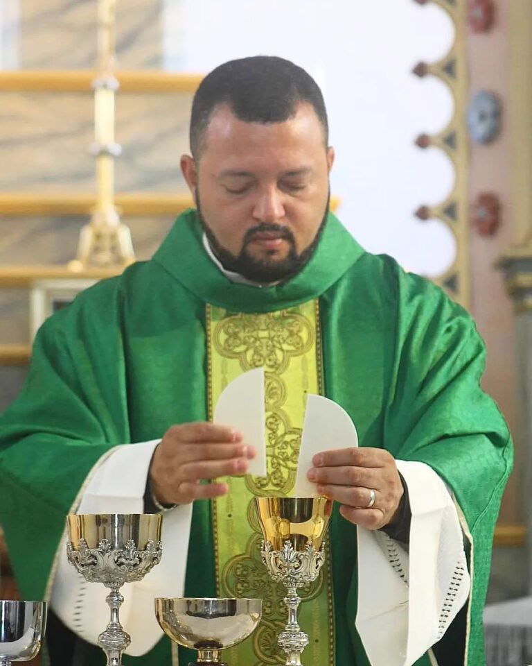 Pe. Walas Maciel da Silva