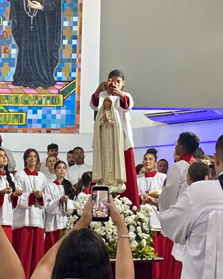 Jubileu dos coroinhas da Diocese de Campos foi destaque na tv Aparecida