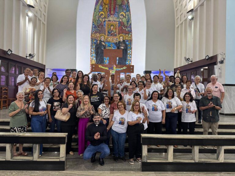 Missionários redentoristas de Campos dos Goytacazes comemora eleição do Papa Leão XIV