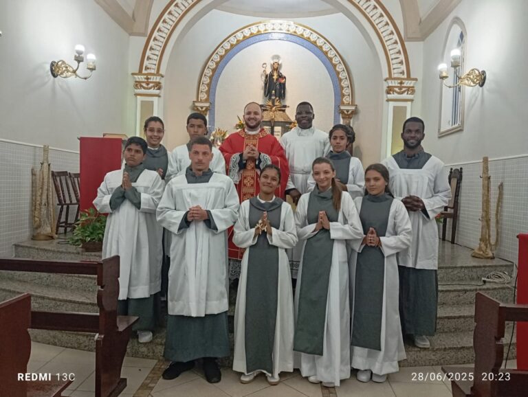 Santuário de Santo Amaro investe em adolescente para o serviço do altar