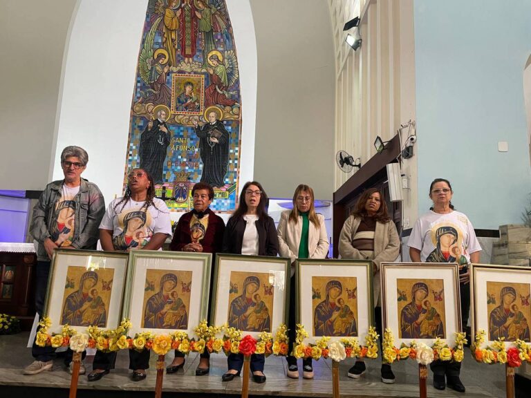 Missionários Redentoristas promovem festa de Nossa Senhora Perpetuo Socorro 
