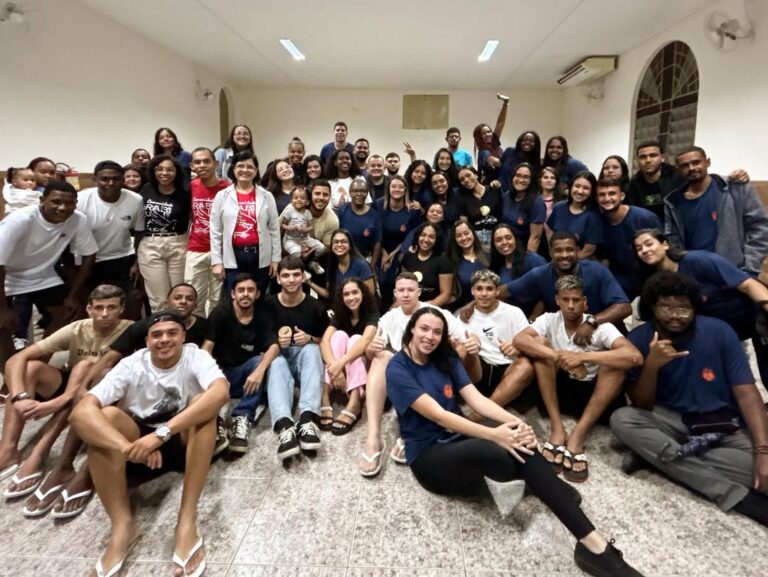 Projeto Identidade tem início em Raposo com reflexão de jovens sobre autoconhecimento