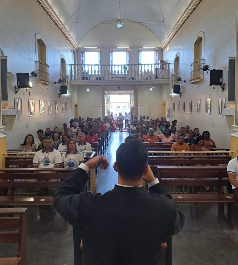 Paróquia São Sebastião promoveu Encontro de Recém-Casados