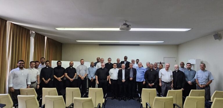 Diocese de Campos presente no encontro da Comissão dos Presbíteros do Regional Leste 1