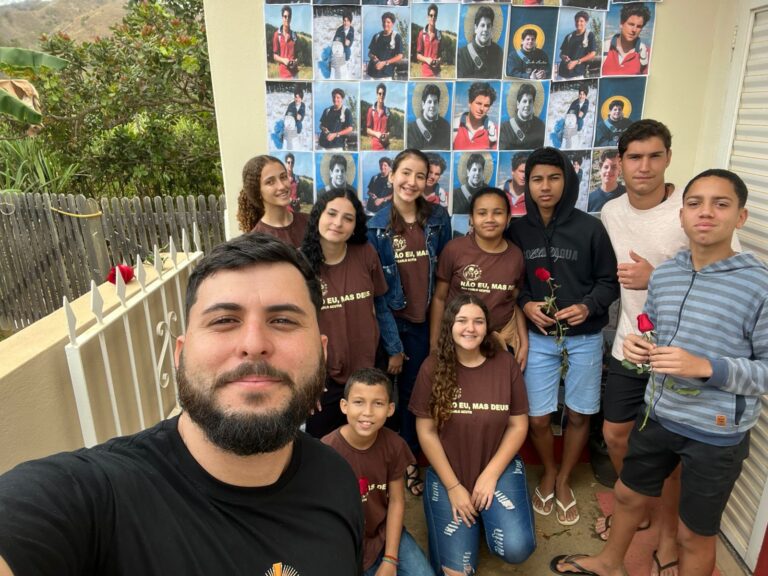 Devoção: jovens na Diocese de Campos comemoram canonização de Carlo Acutis