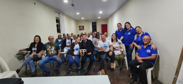 Paróquia São Sebastião promoveu encontro de formação da Pastoral Familiar