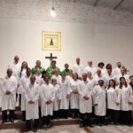 Vigário-geral preside investidura de 13 novos Ministros Extraordinários da Distribuição da Sagrada Comunhão