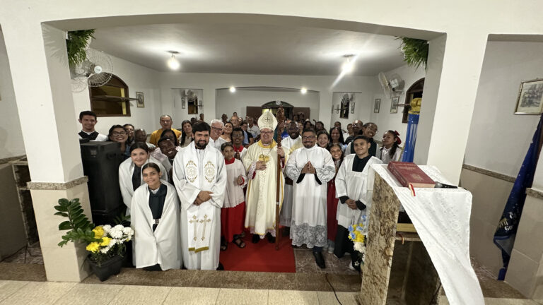 Dom Roberto visita Capela de Nova Goitacazes e destaca força pastoral e fé mariana na Baixada Campista
