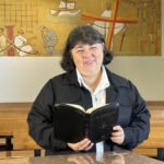 Primeira mulher a traduzir um livro do Novo Testamento para o português, Irmã Zuleica celebra os 55 anos do Mês da Bíblia